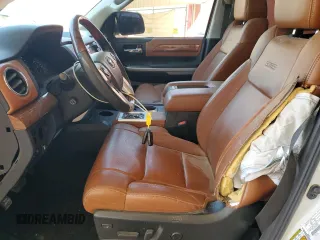 2021 Toyota Tundra Platinum z VIN 5TFAY5F19MX976852, wystawiony jako Copart lot #44753245 z przebiegiem 48 695 mil mil oraz Szkoda całkowita • Salvage title. Historia ofert i sprzedaży dostępna na DreamBid. Obrazek 7.