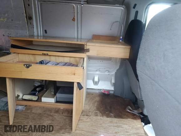 2003 Ford Econoline Cargo with VIN 1FTNE24L33HB73671, listed as a Copart auction lot 55530295 with 181,102 mi miles and Clean Title. Bid and sale history available at DreamBid. Image 10.