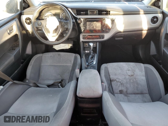 2019 Toyota Corolla L z VIN 5YFBURHE5KP881093, wystawiony jako Copart lot #47292305 z przebiegiem Nie podano mil oraz Nie do naprawy • Non repairable. Historia ofert i sprzedaży dostępna na DreamBid. Obrazek 8.