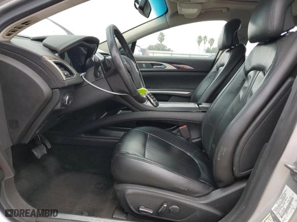 2014 Lincoln MKZ with VIN 3LN6L2J90ER803596, listed as a Copart auction lot 85130614 with 177,338 mi miles and Salvage Title. Bid and sale history available at carsss.com. Image 7.