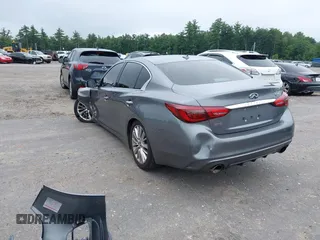 2019 Infiniti Q50 3.0t LUXE with VIN JN1EV7AR1KM559553, listed as a IAAI auction lot 40128019 with 62,272 mi miles. Bid and sale history available at carsss.com. Image 3.