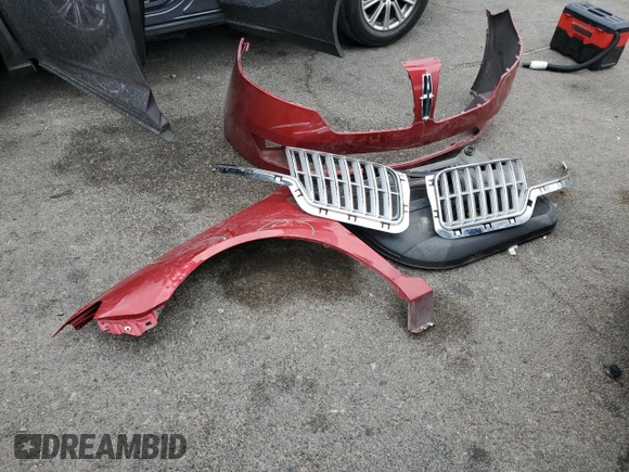 2011 Lincoln MKZ с VIN 3LNHL2GC2BR773797, выставлен на аукционе Copart как лот 62564215 с пробегом 190 071 миль миль и Списание • Salvage title. История ставок и продаж доступна на DreamBid. Изображение 12.