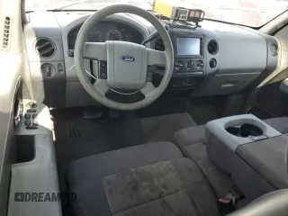 2004 Ford F-150 STX z VIN 1FTRX12WX4NA69734, wystawiony jako Copart lot #62692495 z przebiegiem 134 678 mil mil oraz Szkoda całkowita • Salvage title. Historia ofert i sprzedaży dostępna na DreamBid. Obrazek 8.