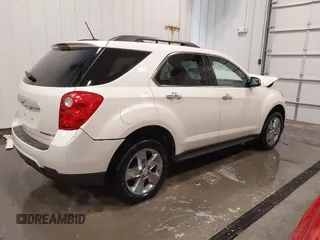 2014 Chevrolet Equinox LT with VIN 1GNFLFEK2EZ120004, listed as a IAAI auction lot 41861289 with 90,904 mi miles. Bid and sale history available at carsss.com. Image 4.