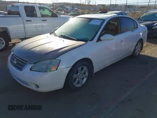 2002 Nissan Altima S with VIN 1N4AL11E22C269085, listed as a IAAI auction lot 41454883 with 236,297 mi miles. Bid and sale history available at carsss.com. Image 2.