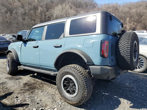 2023 Ford Bronco with VIN 1FMDE5DH1PLB44032, listed as a Copart auction lot 51039155 with 14,668 mi miles and Non Repairable. Bid and sale history available at carsss.com. Image 2.