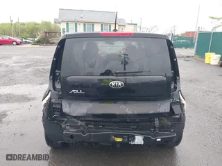 2015 Kia Soul with VIN KNDJN2A20F7810164, listed as a IAAI auction lot 41972815 with 97,095 mi miles. Bid and sale history available at carsss.com. Image 6.