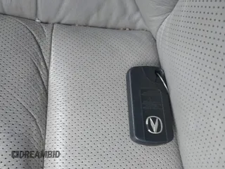 2008 Acura RL Tech Pkg with VIN JH4KB16698C003234, listed as a IAAI auction lot 42016577 with 1 mi miles. Bid and sale history available at carsss.com. Image 11.