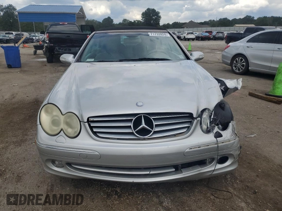 2004 Mercedes-Benz CLK 320 with VIN WDBTK65GX4T017827, listed as a Copart auction lot 71733924 with 139,585 mi miles and Salvage Title. Bid and sale history available at DreamBid. Image 5.