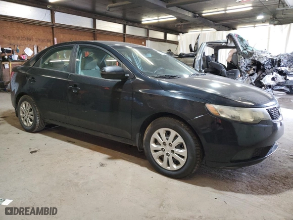 2013 Kia Forte EX with VIN KNAFU4A28D5670052, listed as a Copart auction lot 50932215 with NaN miles and Clean Title. Bid and sale history available at carsss.com. Image 4.
