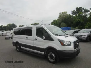 2018 Ford Transit XL with VIN 1FMZK1ZM1JKA26346, listed as a Copart auction lot 44080865 with 64,105 mi miles and Clean Title. Bid and sale history available at carsss.com. Image 1.