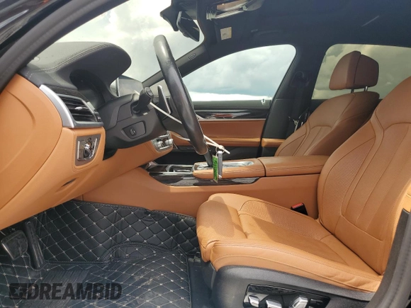2021 BMW 7 Series 740i with VIN WBA7T2C01MCF78660, listed as a Copart auction lot 59582205 with 51,868 mi miles and Salvage title. Bid and sale history available at DreamBid. Image 7.