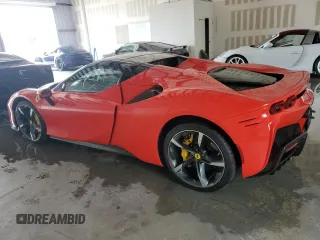 2024 Ferrari SF90 z VIN ZFF96NMAXR0307213, wystawiony jako Copart lot #74306594 z przebiegiem Nie podano mil oraz Nie do naprawy. Historia ofert i sprzedaży dostępna na DreamBid. Obrazek 2.