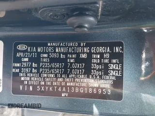 2011 Kia Sorento LX with VIN 5XYKT4A13BG186953, listed as a IAAI auction lot 42075887 with 214,444 mi miles. Bid and sale history available at carsss.com. Image 9.