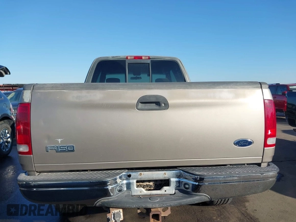 2001 Ford F-150 XL with VIN 1FTRX18L31NA75349, listed as a IAAI auction lot 40921255 with 165,872 mi miles. Bid and sale history available at carsss.com. Image 16.