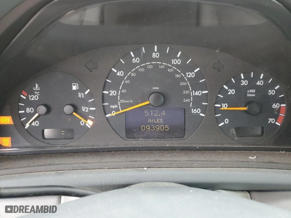 2002 Mercedes-Benz CLK-Class with VIN WDBLK65G42T128662, listed as a Copart auction lot 42185155 with 93,905 mi miles and Salvage Title. Bid and sale history available at carsss.com. Image 8.