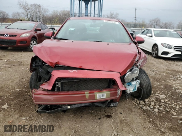 2015 Chevrolet Sonic LT z VIN 1G1JC5SH0F4162992, wystawiony jako Copart lot #53791265 z przebiegiem 76 209 mil mil oraz Szkoda całkowita • Salvage title. Historia ofert i sprzedaży dostępna na DreamBid. Obrazek 5.