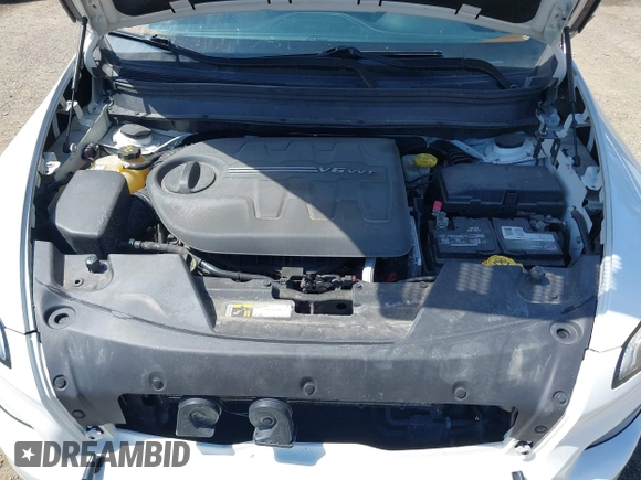 2016 Jeep Cherokee Latitude with VIN 1C4PJMCS3GW133617, listed as a IAAI auction lot 42049206 with 155,056 mi miles. Bid and sale history available at carsss.com. Image 10.