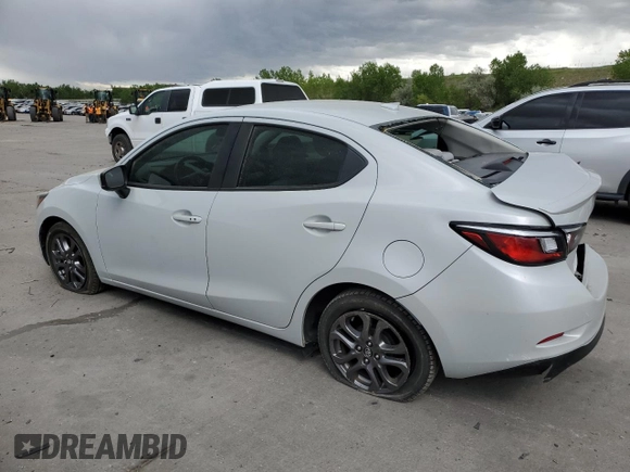 2019 Toyota Yaris L z VIN 3MYDLBYV6KY514188, wystawiony jako Copart lot #57063665 z przebiegiem 42 478 mil mil oraz Szkoda całkowita • Salvage title. Historia ofert i sprzedaży dostępna na DreamBid. Obrazek 2.