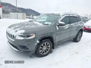 2019 Jeep Cherokee Latitude Plus with VIN 1C4PJMLB9KD399289, listed as a IAAI auction lot 41314743 with 84,726 mi miles. Bid and sale history available at carsss.com. Image 17.