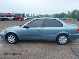 2000 Honda Civic VP z VIN 2HGEJ6612YH575604, wystawiony jako IAAI lot #42395535 z przebiegiem 164 185 mil mil oraz . Historia ofert i sprzedaży dostępna na DreamBid. Obrazek 14.