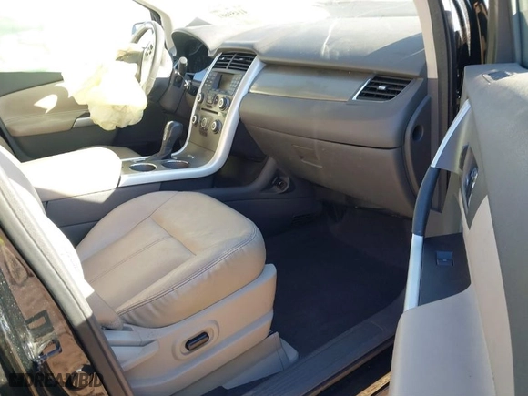 2014 Ford Edge SEL with VIN 2FMDK3JC6EBA14492, listed as a IAAI auction lot 41459661 with 111,194 mi miles. Bid and sale history available at carsss.com. Image 5.