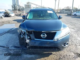 2014 Nissan Pathfinder SL z VIN 5N1AR2MM1EC656163, wystawiony jako IAAI lot #41971992 z przebiegiem 184 777 mil mil oraz . Historia ofert i sprzedaży dostępna na DreamBid. Obrazek 12.