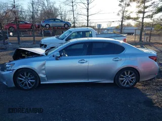 2014 Lexus GS 350 with VIN JTHBE1BLXE5041932, listed as a IAAI auction lot 41039999 with 249,288 mi miles and . Bid and sale history available at DreamBid. Image 14.