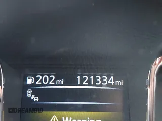2017 Nissan Titan SL z VIN 1N6AA1E51HN503222, wystawiony jako IAAI lot #41908062 z przebiegiem 121 334 mil mil oraz . Historia ofert i sprzedaży dostępna na DreamBid. Obrazek 15.