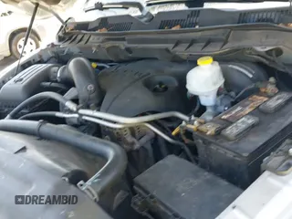 2013 Ram 1500 Express z VIN 1C6RR6FT1DS553131, wystawiony jako IAAI lot #42740236 z przebiegiem 208 491 mil mil oraz . Historia ofert i sprzedaży dostępna na DreamBid. Obrazek 19.