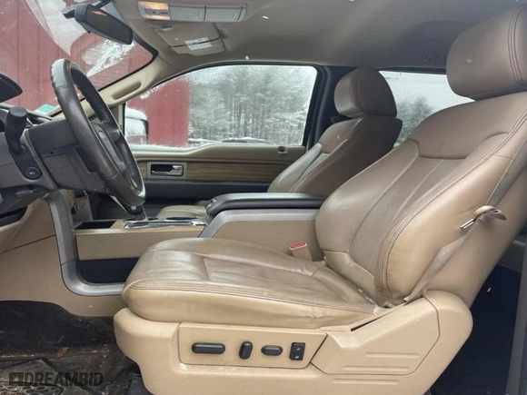 2011 Ford F-150 XLT with VIN 1FTFW1CT6BFD03062, listed as a IAAI auction lot 41614669 with 188,918 mi miles. Bid and sale history available at carsss.com. Image 5.