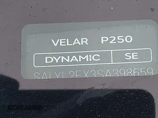 2025 Land Rover Range Rover Velar Dynamic SE с VIN SALYL2EX3SA398659, выставлен на аукционе IAAI как лот 41335449 с пробегом 14 875 миль миль и . История ставок и продаж доступна на DreamBid. Изображение 9.