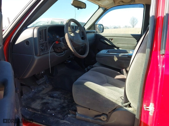 2006 Chevrolet Silverado 1500 Work Truck with VIN 3GCEC14X26G251343, listed as a IAAI auction lot 41665402 with 141,467 mi miles. Bid and sale history available at carsss.com. Image 8.