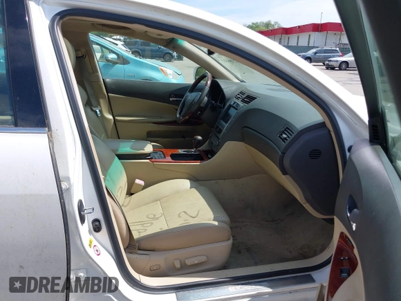 2008 Lexus GS with VIN JTHCE96S980016221, listed as a IAAI auction lot 42186022 with 208,878 mi miles. Bid and sale history available at carsss.com. Image 5.