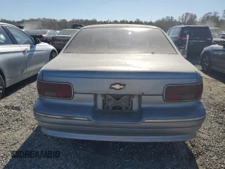 1994 Chevrolet Caprice z VIN 1G1BL52W4RR114969, wystawiony jako Copart lot #76950754 z przebiegiem Nie podano mil oraz Szkoda całkowita • Salvage title. Historia ofert i sprzedaży dostępna na DreamBid. Obrazek 6.