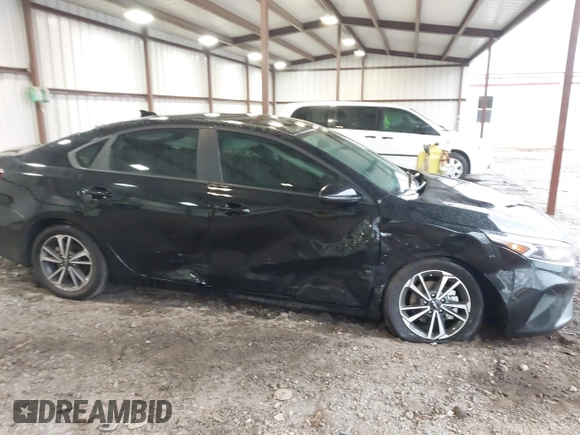 2024 Kia Forte LXS with VIN 3KPF24AD0RE823948, listed as a IAAI auction lot 41736847 with 6,566 mi miles. Bid and sale history available at carsss.com. Image 6.
