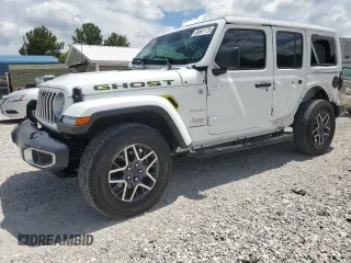 2024 Jeep Wrangler Sahara z VIN 1C4PJXEN9RW367840, wystawiony jako Copart lot #56661775 z przebiegiem 9 068 mil mil oraz Szkoda całkowita • Salvage title. Historia ofert i sprzedaży dostępna na DreamBid. Obrazek 1.