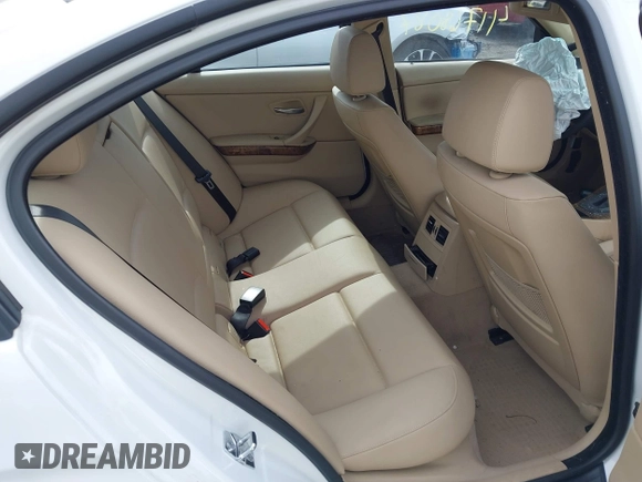 2006 BMW 3 Series 325xi with VIN WBAVD13556KV03735, listed as a IAAI auction lot 41768087 with 1 mi miles. Bid and sale history available at carsss.com. Image 8.