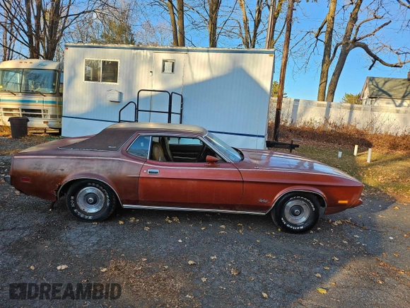 1973 Ford Mustang с VIN 3F04H196065, выставлен на аукционе Copart как лот 81649804 с пробегом 81 845 миль миль и Чистый • Clean title. История ставок и продаж доступна на DreamBid. Изображение 9.
