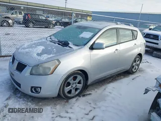 2009 Pontiac Vibe with VIN 5Y2SM67069Z453831, listed as a IAAI auction lot 41526347 with 163,468 mi miles. Bid and sale history available at carsss.com. Image 2.