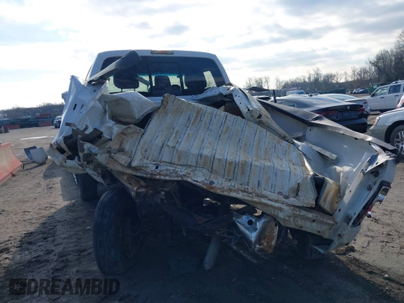 2015 Ford F-250 XLT with VIN 1FTBF2B63FEB97343, listed as a IAAI auction lot 41536666 with 172,170 mi miles and . Bid and sale history available at DreamBid. Image 6.