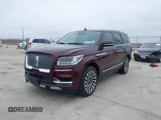 2021 Lincoln Navigator Reserve z VIN 5LMJJ2LT2MEL17430, wystawiony jako IAAI lot #41623672 z przebiegiem 21 706 mil mil oraz . Historia ofert i sprzedaży dostępna na DreamBid. Obrazek 2.