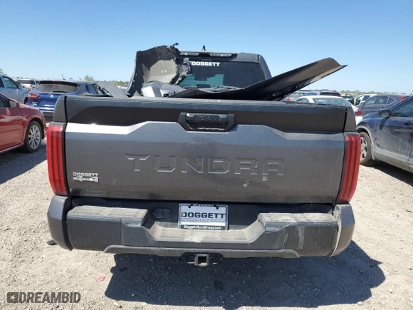 2022 Toyota Tundra 4WD SR5 with VIN 5TFLA5DB2NX011633, listed as a Copart auction lot 49884535 with 60,354 mi miles and Salvage Title. Bid and sale history available at carsss.com. Image 6.