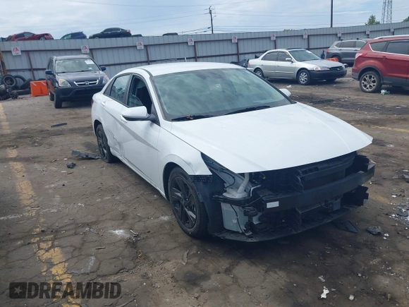 2021 Hyundai Elantra SEL with VIN 5NPLS4AG4MH016673, listed as a IAAI auction lot 40142092 with 50,088 mi miles. Bid and sale history available at carsss.com. Image 1.