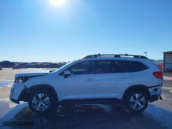 2022 Subaru Ascent Premium with VIN 4S4WMAEDXN3404747, listed as a IAAI auction lot 41297086 with NaN miles. Bid and sale history available at carsss.com. Image 15.