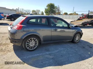2010 Volvo C30 z VIN YV1672MK0A2183378, wystawiony jako Copart lot #76597384 z przebiegiem 180 428 mil mil oraz Szkoda całkowita • Salvage title. Historia ofert i sprzedaży dostępna na DreamBid. Obrazek 3.