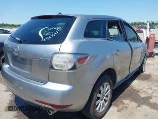 2011 Mazda CX-7 i Sport z VIN JM3ER2B55B0389115, wystawiony jako IAAI lot #42178894 z przebiegiem 237 552 mil mil oraz . Historia ofert i sprzedaży dostępna na DreamBid. Obrazek 4.