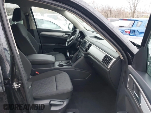 2021 Volkswagen Atlas S с VIN 1V2AP2CA3MC504531, выставлен на аукционе IAAI как лот 40840957 с пробегом 83 352 миль миль и . История ставок и продаж доступна на DreamBid. Изображение 5.