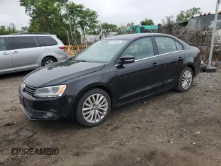 2012 Volkswagen Jetta SEL with VIN 3VWLP7AJ7CM421818, listed as a Copart auction lot 58116055 with 212,437 mi miles and Salvage title. Bid and sale history available at DreamBid. Image 1.