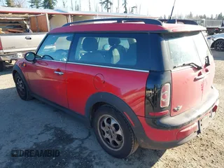 2012 MINI Clubman z VIN WMWZF3C54CT189265, wystawiony jako IAAI lot #41378532 z przebiegiem 95 999 mil mil oraz . Historia ofert i sprzedaży dostępna na DreamBid. Obrazek 3.